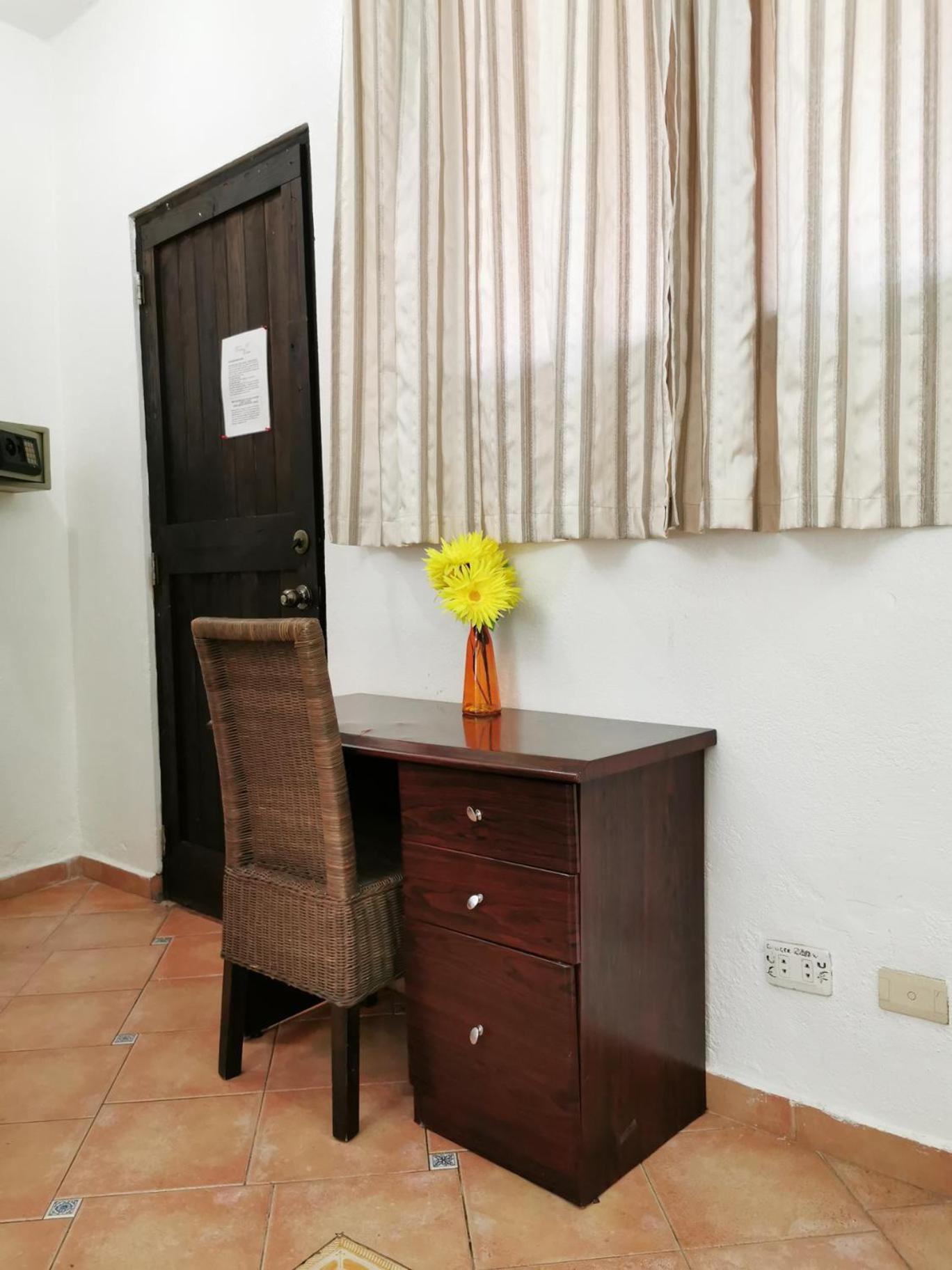 Boutique Hotel Colonial ซานโตโดมิงโก ภายนอก รูปภาพ